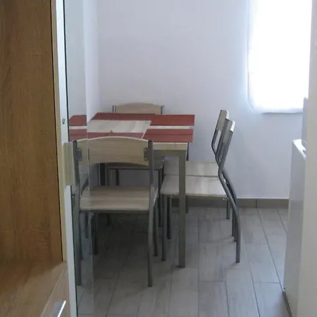 Hz Apartman *